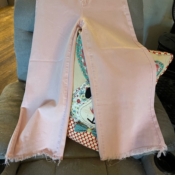 **SOLD**. NWT SZ 9 RISEN **PRICE DROP** hi waste cropped jeans acid pink - Picture 5 of 8